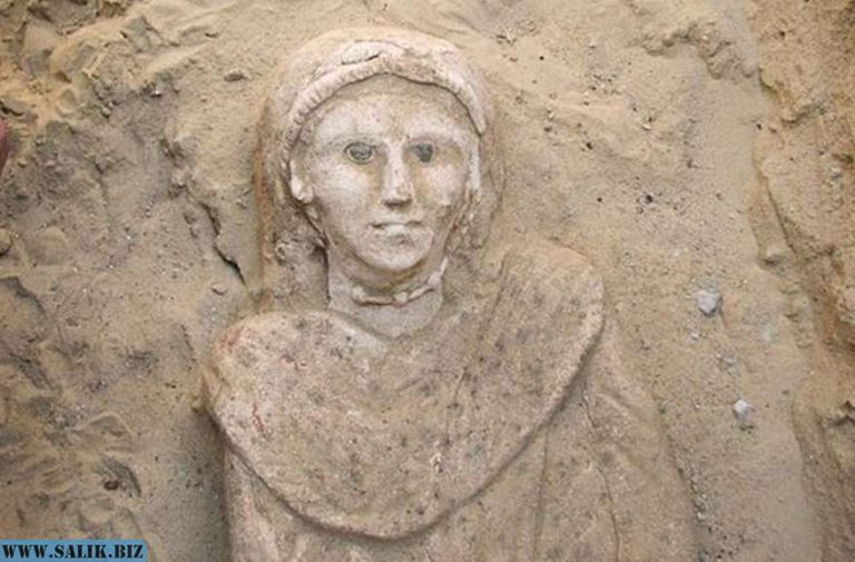 7b5975a5bdd2258581695feb9cdfb8c9